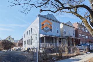 762 E 221st Street, Bronx, NY 10467