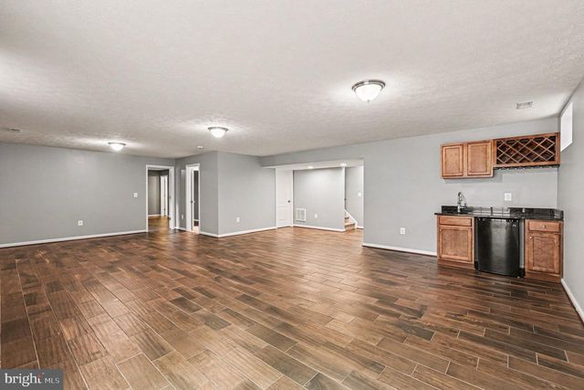 1095 TIMBER MILL LN, Fredericksburg, VA 22406