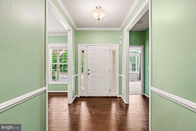 1095 TIMBER MILL LN, Fredericksburg, VA 22406
