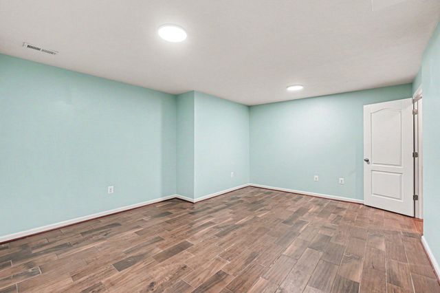 1095 TIMBER MILL LN, Fredericksburg, VA 22406