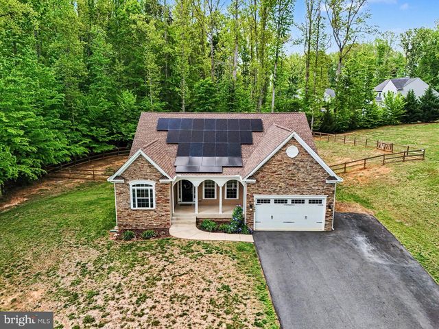 1095 TIMBER MILL LN, Fredericksburg, VA 22406
