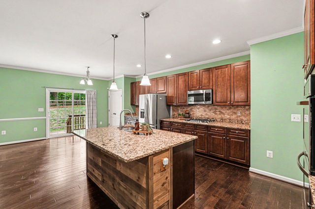1095 TIMBER MILL LN, Fredericksburg, VA 22406