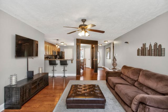 801 N DuPont Ave, N, Madison, TN 37115