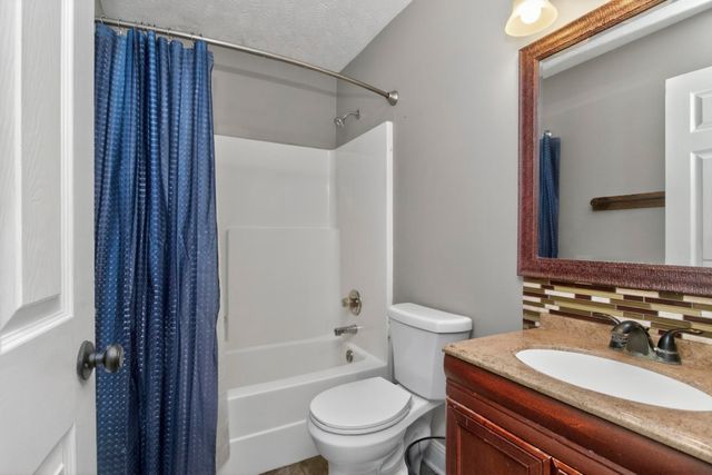 801 N DuPont Ave, N, Madison, TN 37115