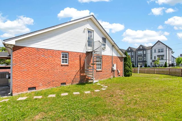 801 N DuPont Ave, N, Madison, TN 37115