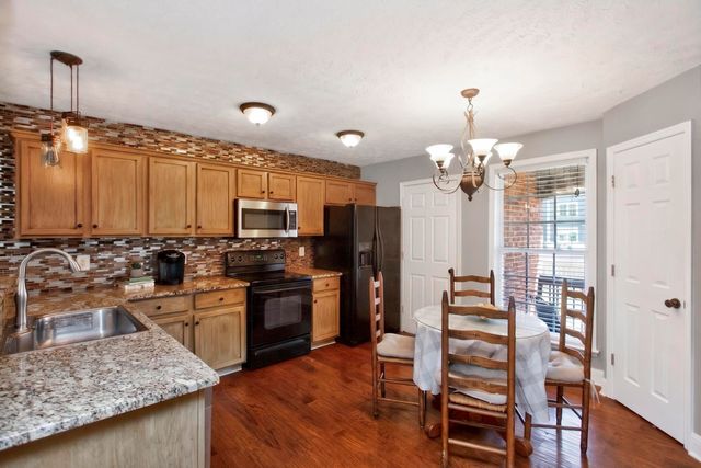 801 N DuPont Ave, N, Madison, TN 37115