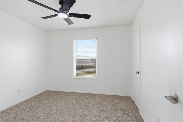 8173 Heritage Place Drive, Fort Worth, TX 76137