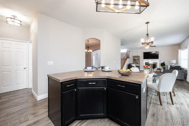 3020 Blackwood Drive, Belleville, IL 62221