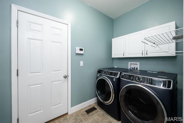 3020 Blackwood Drive, Belleville, IL 62221