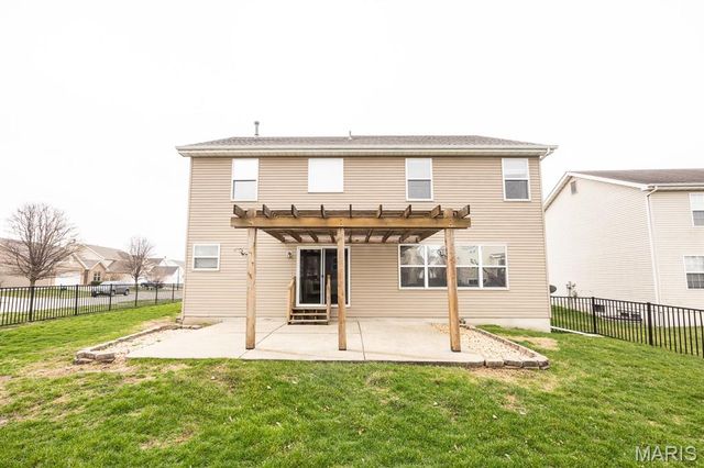 3020 Blackwood Drive, Belleville, IL 62221