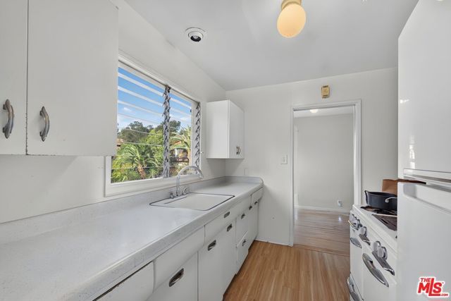1601 Nolden Street, Los Angeles, CA 90042
