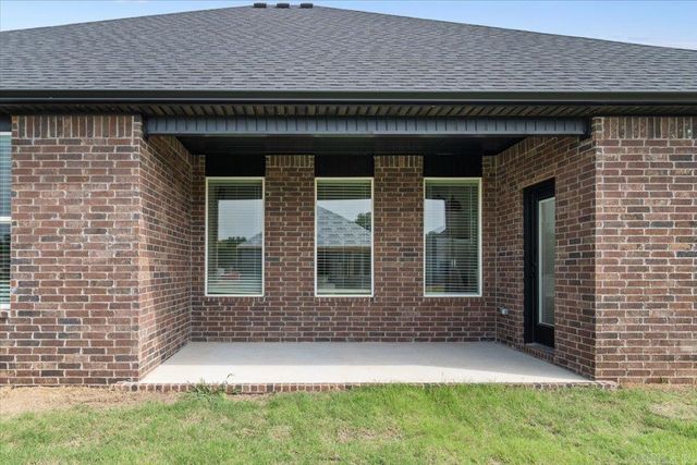 40 Plantation Drive, Mayflower, AR 72106