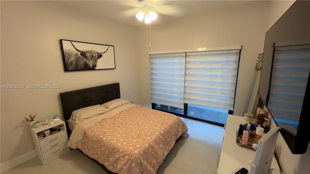 5765 SW 151st Ave, Miami, FL 33193