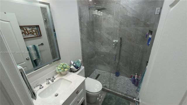 5765 SW 151st Ave, Miami, FL 33193