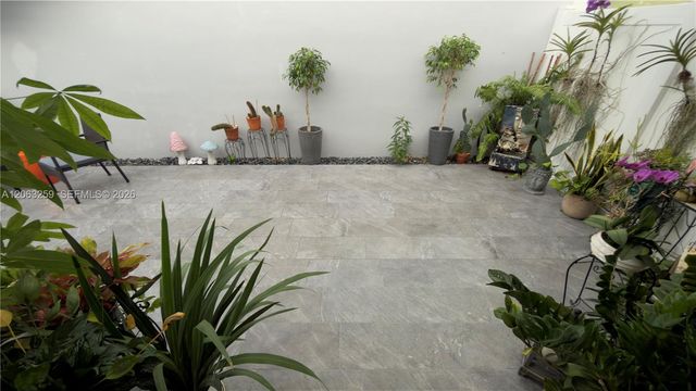 5765 SW 151st Ave, Miami, FL 33193