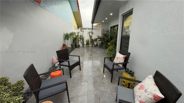 5765 SW 151st Ave, Miami, FL 33193
