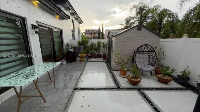 5765 SW 151st Ave, Miami, FL 33193