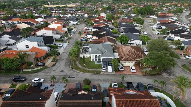 5765 SW 151st Ave, Miami, FL 33193