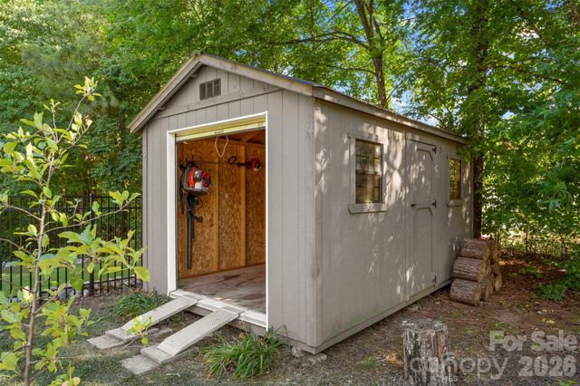 133 Folkstone Road, Mooresville, NC 28117