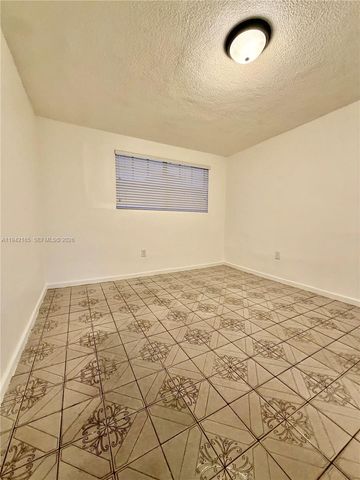 958 E 21st St 0, Hialeah, FL 33013