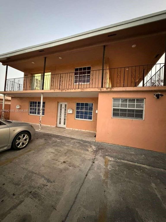 958 E 21st St 0, Hialeah, FL 33013
