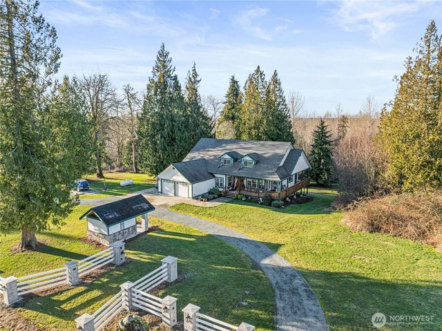 12811 Kapowsin Highlands Drive E, Graham, WA 98338