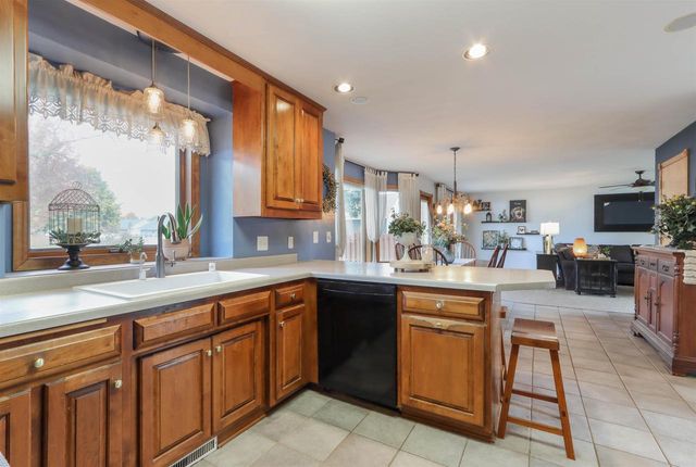 708 WESTFIELD STREET, Kaukauna, WI 54130