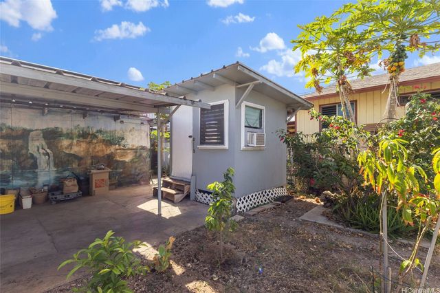 87-340 Farrington Highway, Waianae, HI 96792