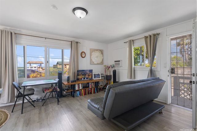 87-340 Farrington Highway, Waianae, HI 96792