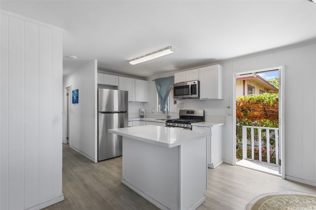 87-340 Farrington Highway, Waianae, HI 96792