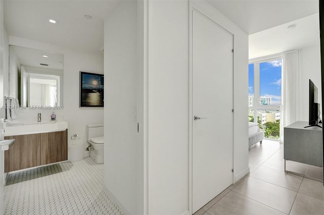 401 N Birch Road 715, Fort Lauderdale, FL 33304