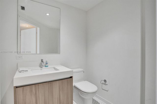 401 N Birch Road 715, Fort Lauderdale, FL 33304