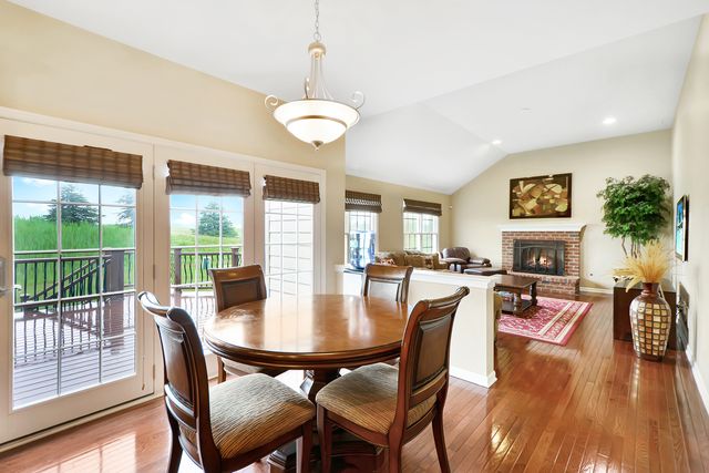 35 Open Parkway N, Hawthorn Woods, IL 60047
