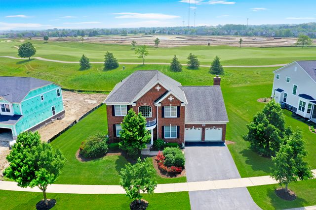 35 Open Parkway N, Hawthorn Woods, IL 60047