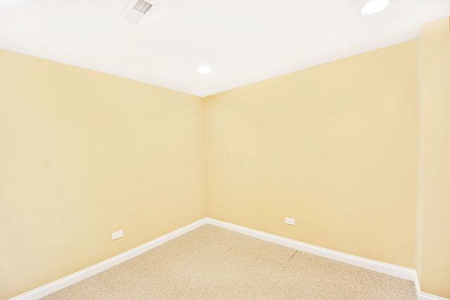 35 Open Parkway N, Hawthorn Woods, IL 60047