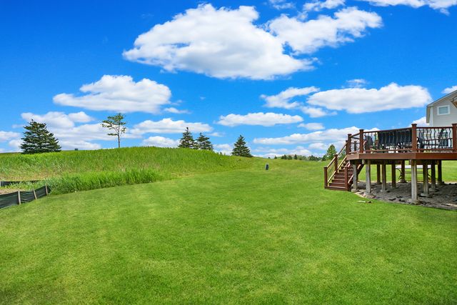 35 Open Parkway N, Hawthorn Woods, IL 60047