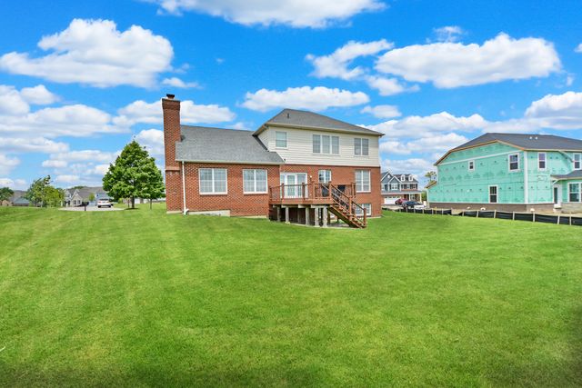 35 Open Parkway N, Hawthorn Woods, IL 60047