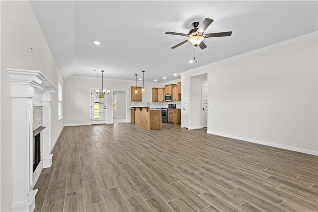 353 Smith Street, West Fork, AR 72774