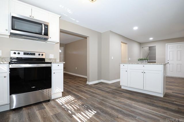 711 SHENANDOAH ROAD, Benton, AR 72019