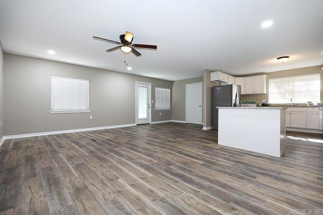 711 SHENANDOAH ROAD, Benton, AR 72019