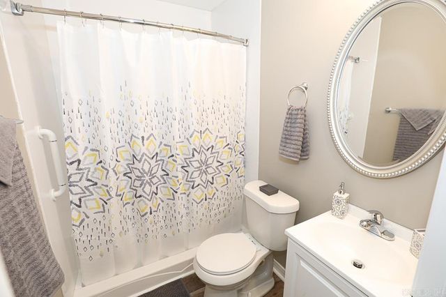 711 SHENANDOAH ROAD, Benton, AR 72019