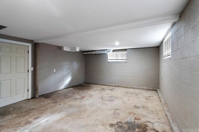 711 SHENANDOAH ROAD, Benton, AR 72019