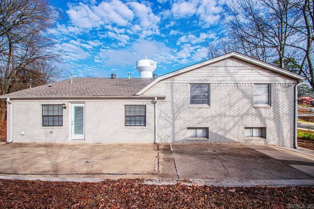 711 SHENANDOAH ROAD, Benton, AR 72019