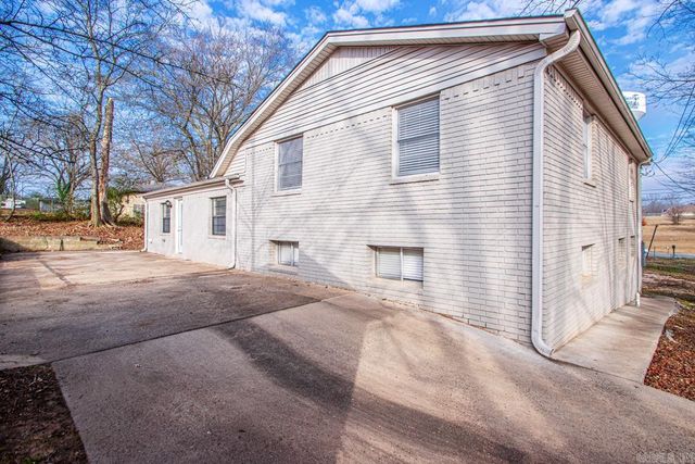 711 SHENANDOAH ROAD, Benton, AR 72019