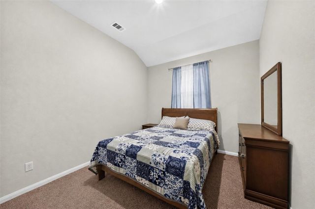 1724 Road 5102, Cleveland, TX 77327
