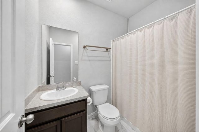 1724 Road 5102, Cleveland, TX 77327