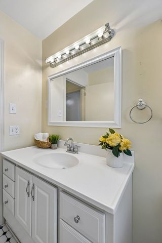 204 Swift Dr, Goodlettsville, TN 37072