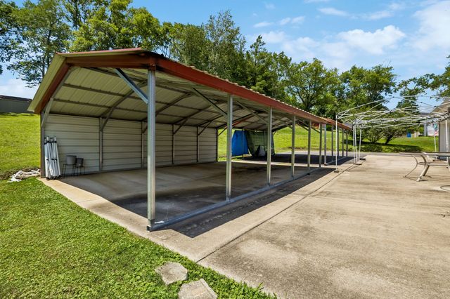 204 Swift Dr, Goodlettsville, TN 37072