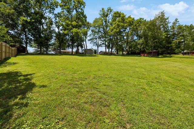 204 Swift Dr, Goodlettsville, TN 37072