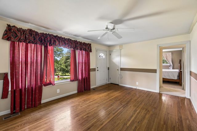 204 Swift Dr, Goodlettsville, TN 37072
